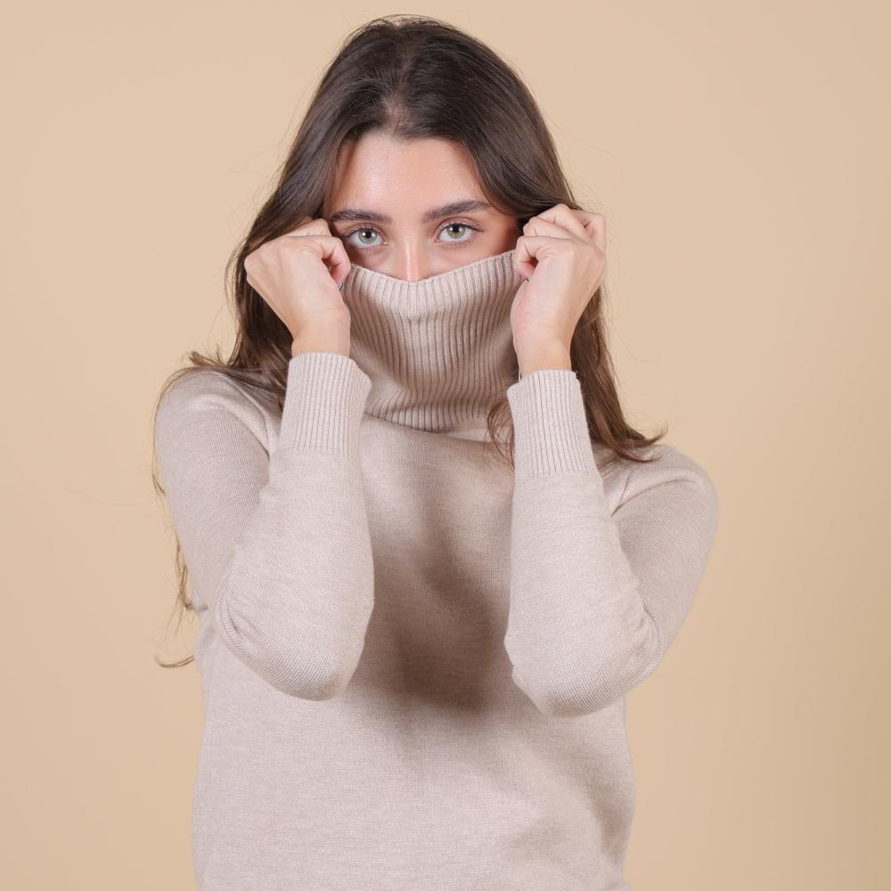 Turtleneck Fleece top